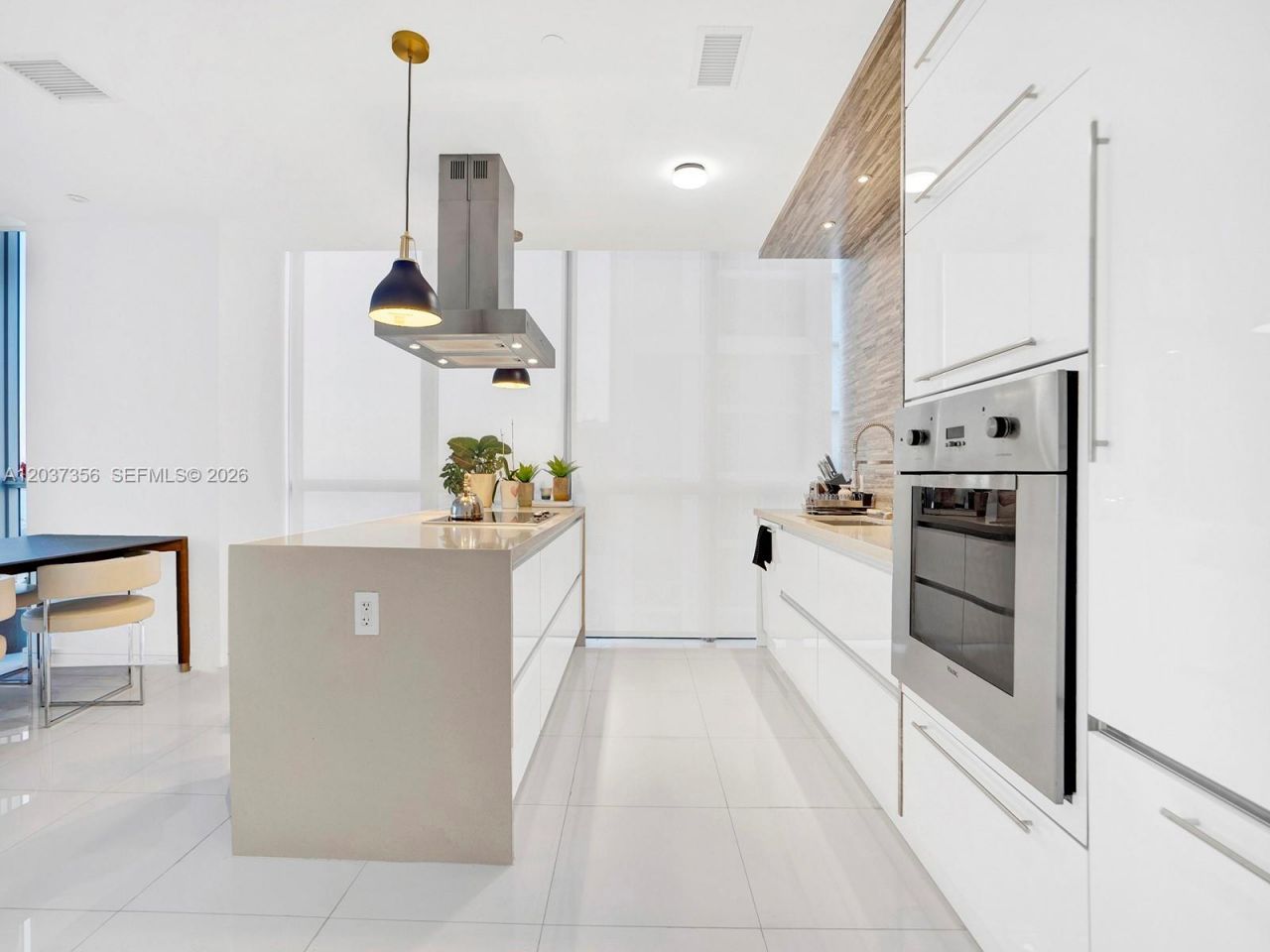 1100 Biscayne Blvd , Unit 4001, Miami, FL 33132 Photo