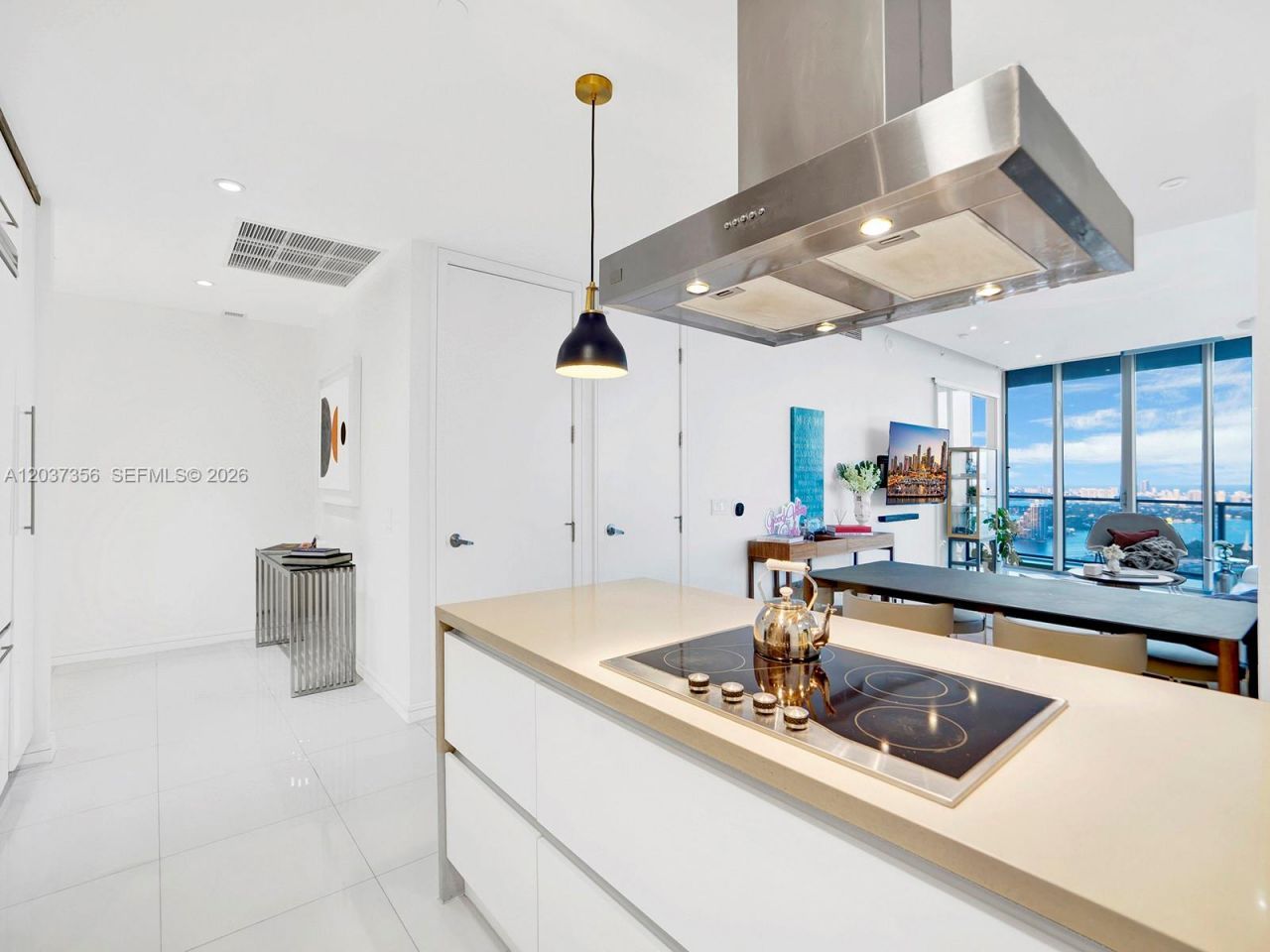 1100 Biscayne Blvd , Unit 4001, Miami, FL 33132 Photo