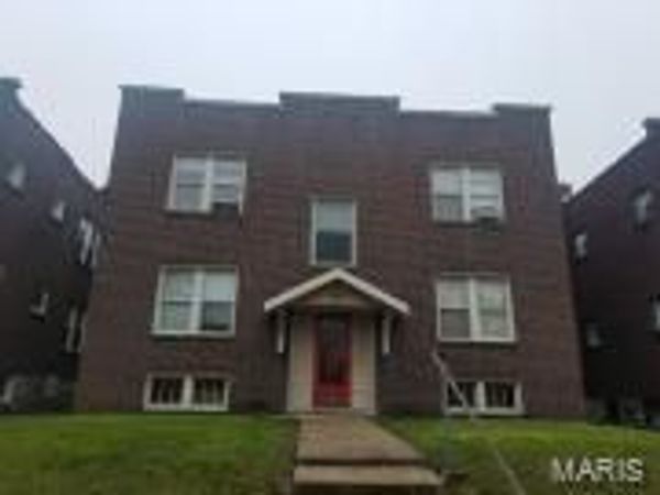 1404 Woodland Drive , Richmond Heights, MO 63117