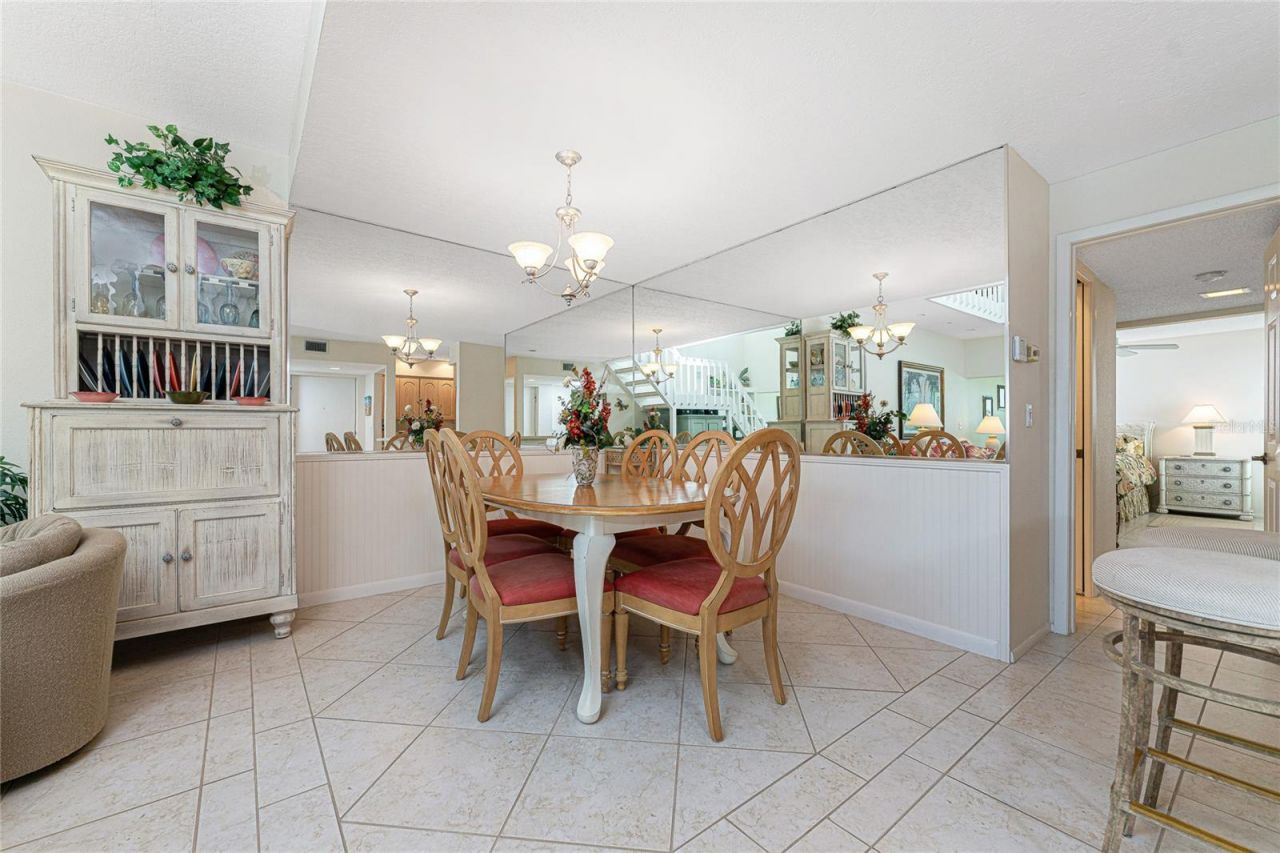 2950 N Beach Road, Unit B522, Englewood, FL 34223 Photo