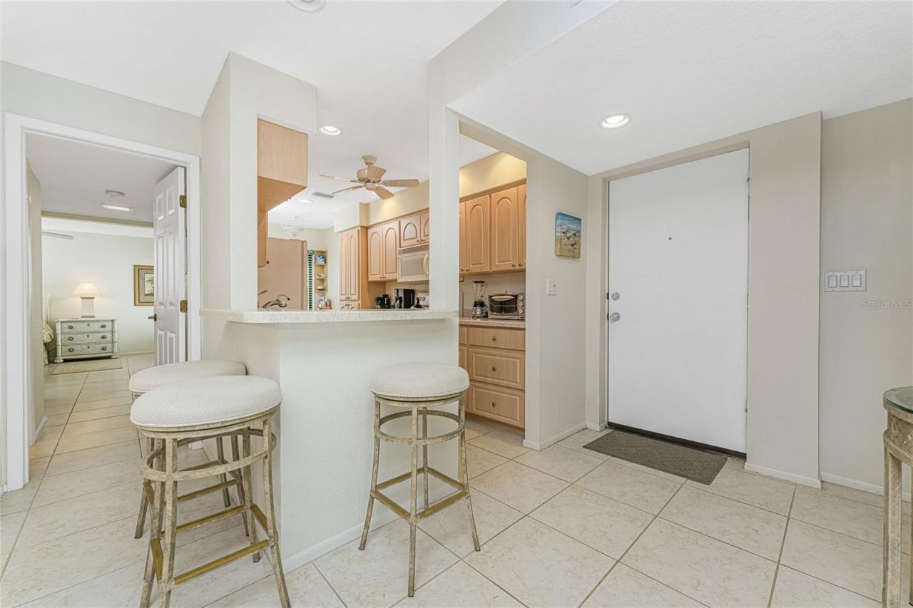 2950 N Beach Road, Unit B522, Englewood, FL 34223 Photo
