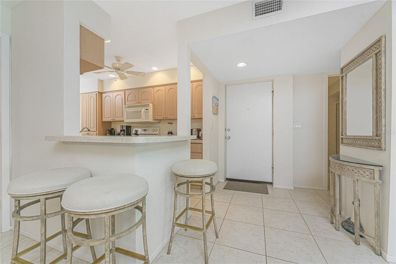 2950 N Beach Road, Unit B522, Englewood, FL 34223 Photo