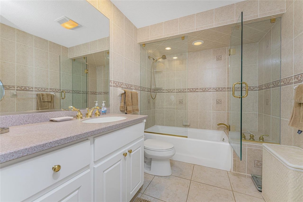 2950 N Beach Road, Unit B522, Englewood, FL 34223 Photo
