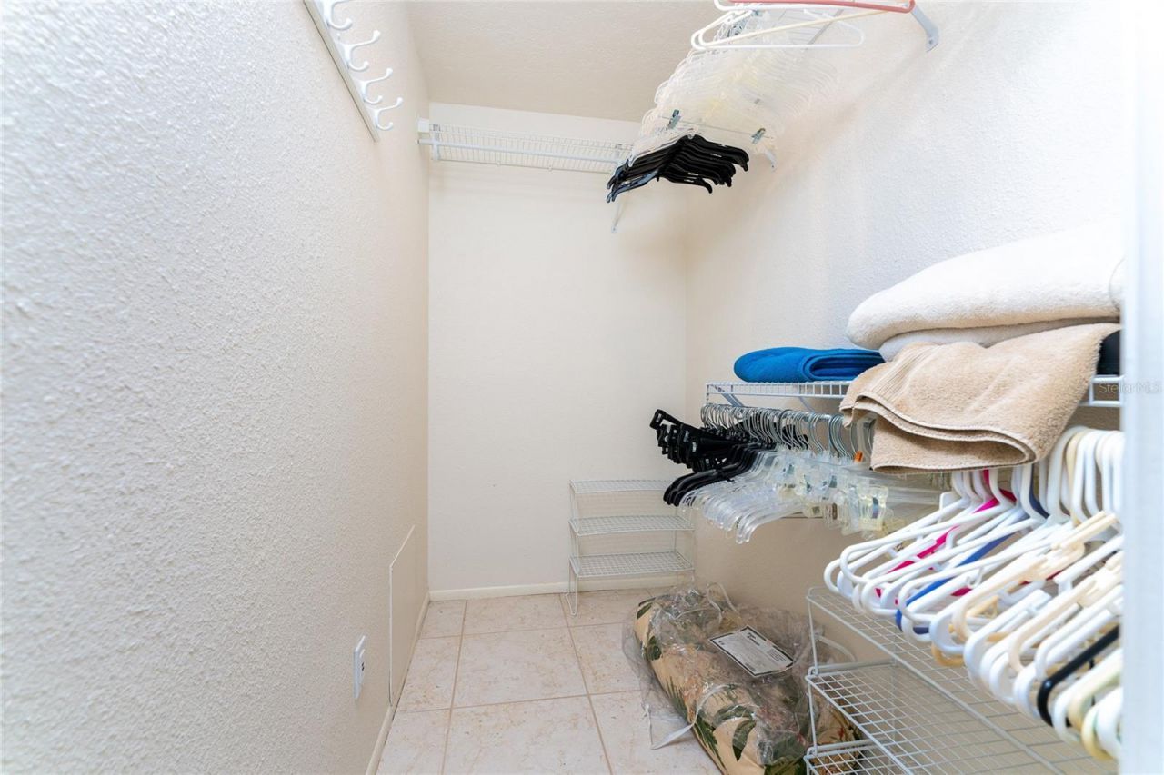 2950 N Beach Road, Unit B522, Englewood, FL 34223 Photo