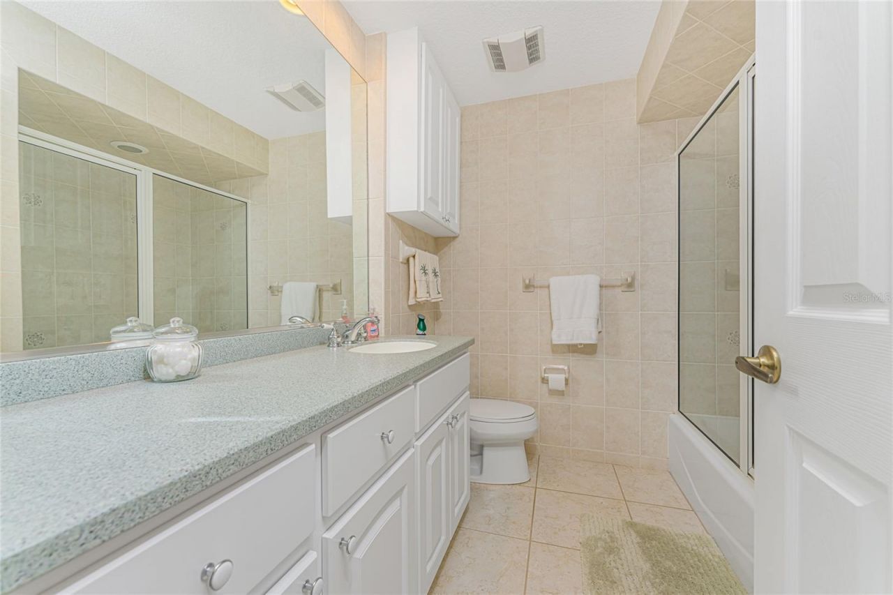 2950 N Beach Road, Unit B522, Englewood, FL 34223 Photo