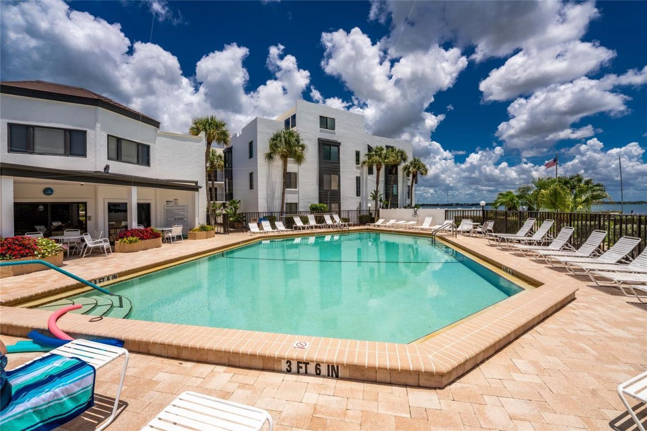 2950 N Beach Road, Unit B522, Englewood, FL 34223 Photo