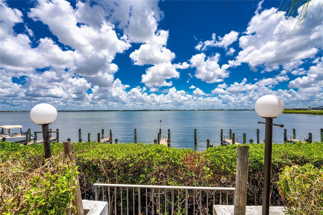 2950 N Beach Road, Unit B522, Englewood, FL 34223 Photo