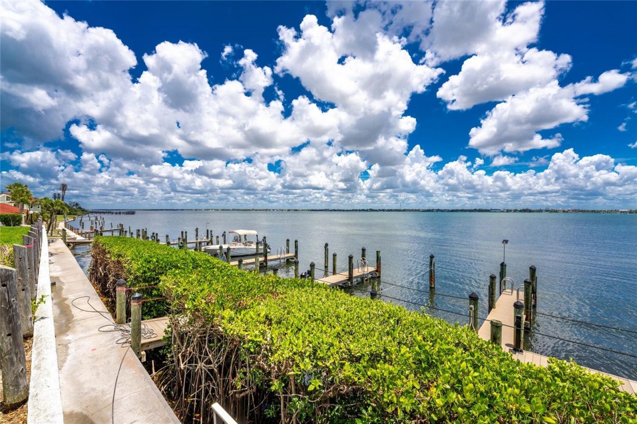 2950 N Beach Road, Unit B522, Englewood, FL 34223 Photo