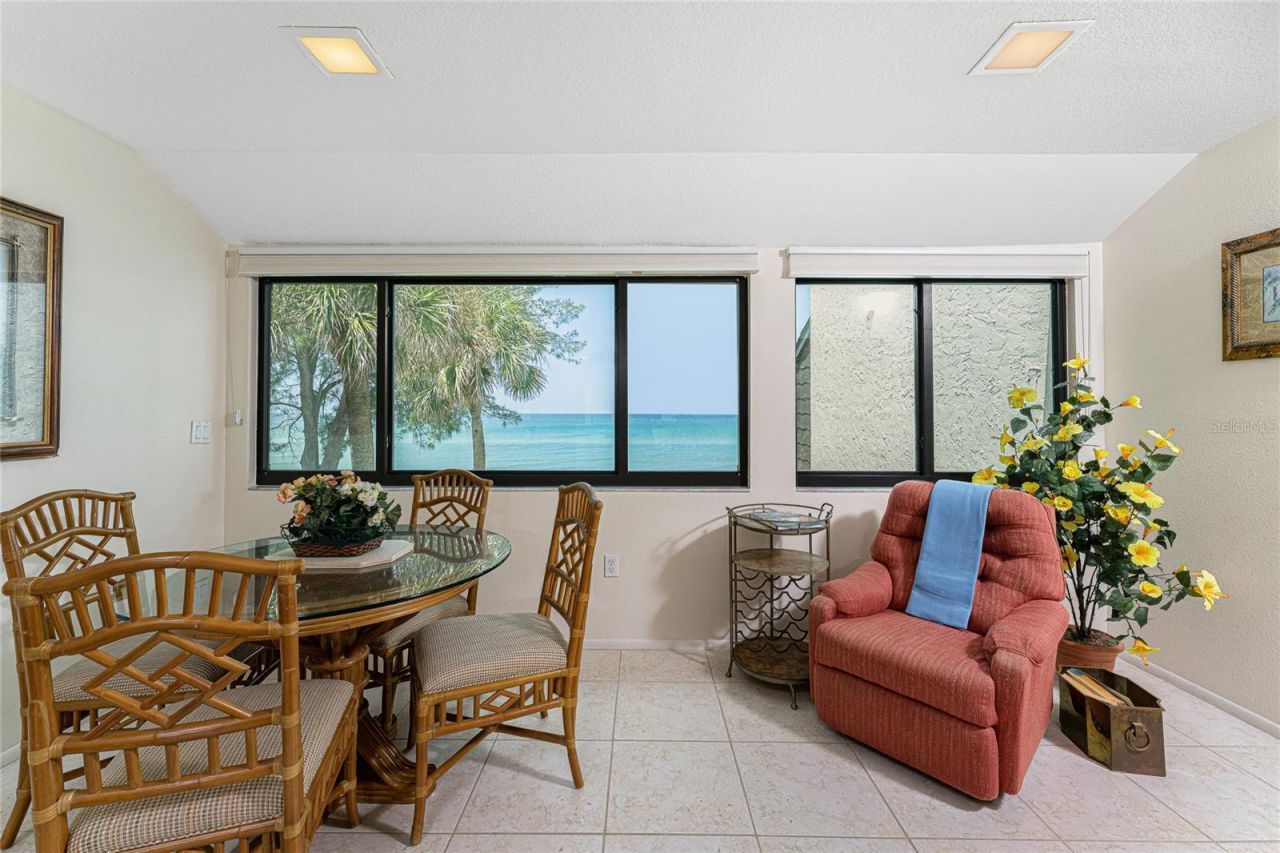 2950 N Beach Road, Unit B522, Englewood, FL 34223 Photo