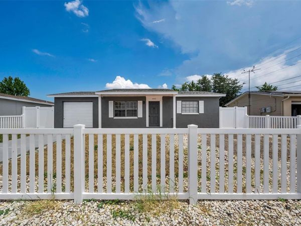 8053 DEDHAM DRIVE , PORT RICHEY, FL 34668
