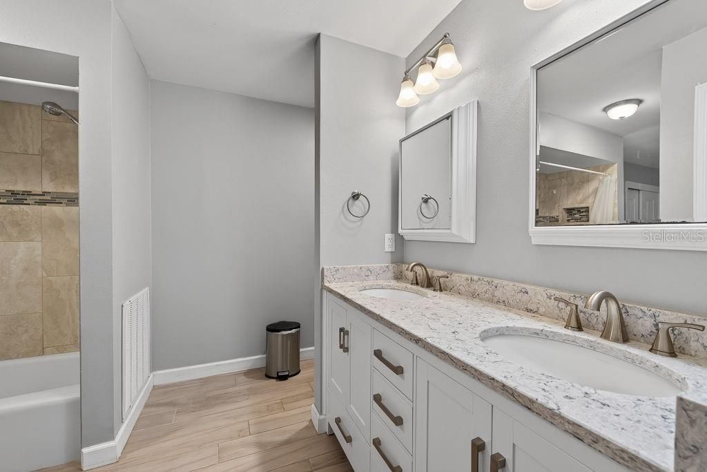 18410 30th Street, Lutz, FL 33559 Photo