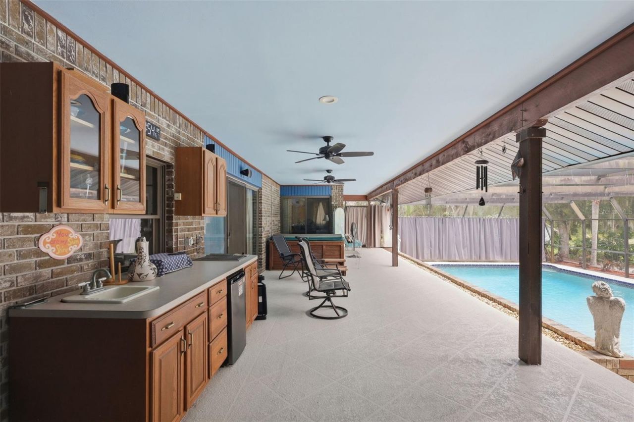 548 E Lehigh Drive, Deltona, FL 32738 Photo