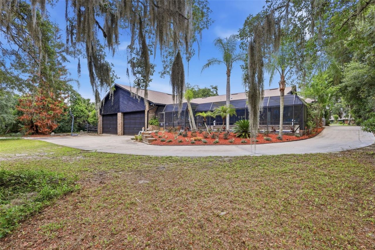 548 E Lehigh Drive, Deltona, FL 32738 Photo