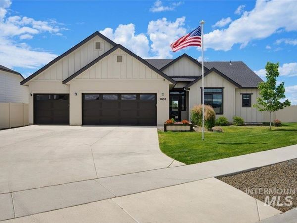 7653 E Limpkin Dr., Nampa, ID 83687