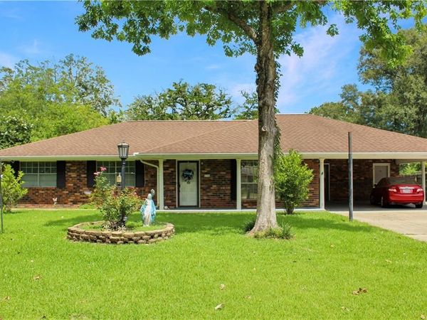 115 SHIRLEEN Drive , Ponchatoula, LA 70454