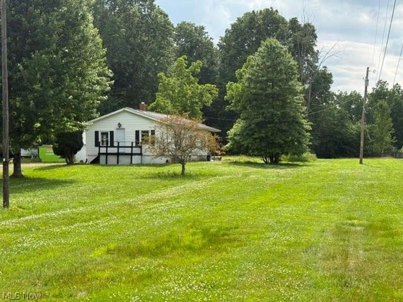 361 Henn Hyde Road NE, Warren, OH 44484 Photo 1