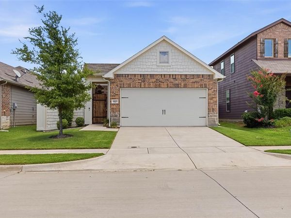 1021 Mason Street, Aubrey, TX 76227