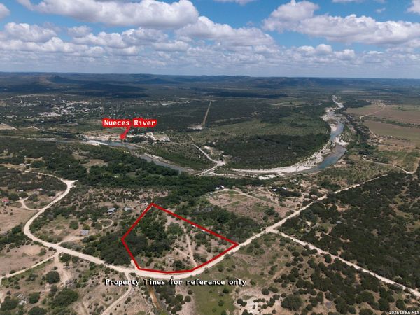 00 Cr 393, Camp Wood, TX 78833