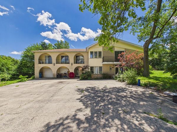 94 Old Creek Road , Palos Park, IL 60464