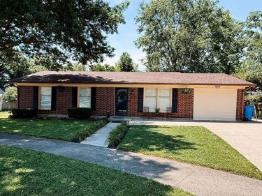 3380 Colonnade Drive, Lexington, KY 40515