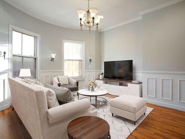 617 Massachusetts Avenue, Unit 3, Boston, MA 02118