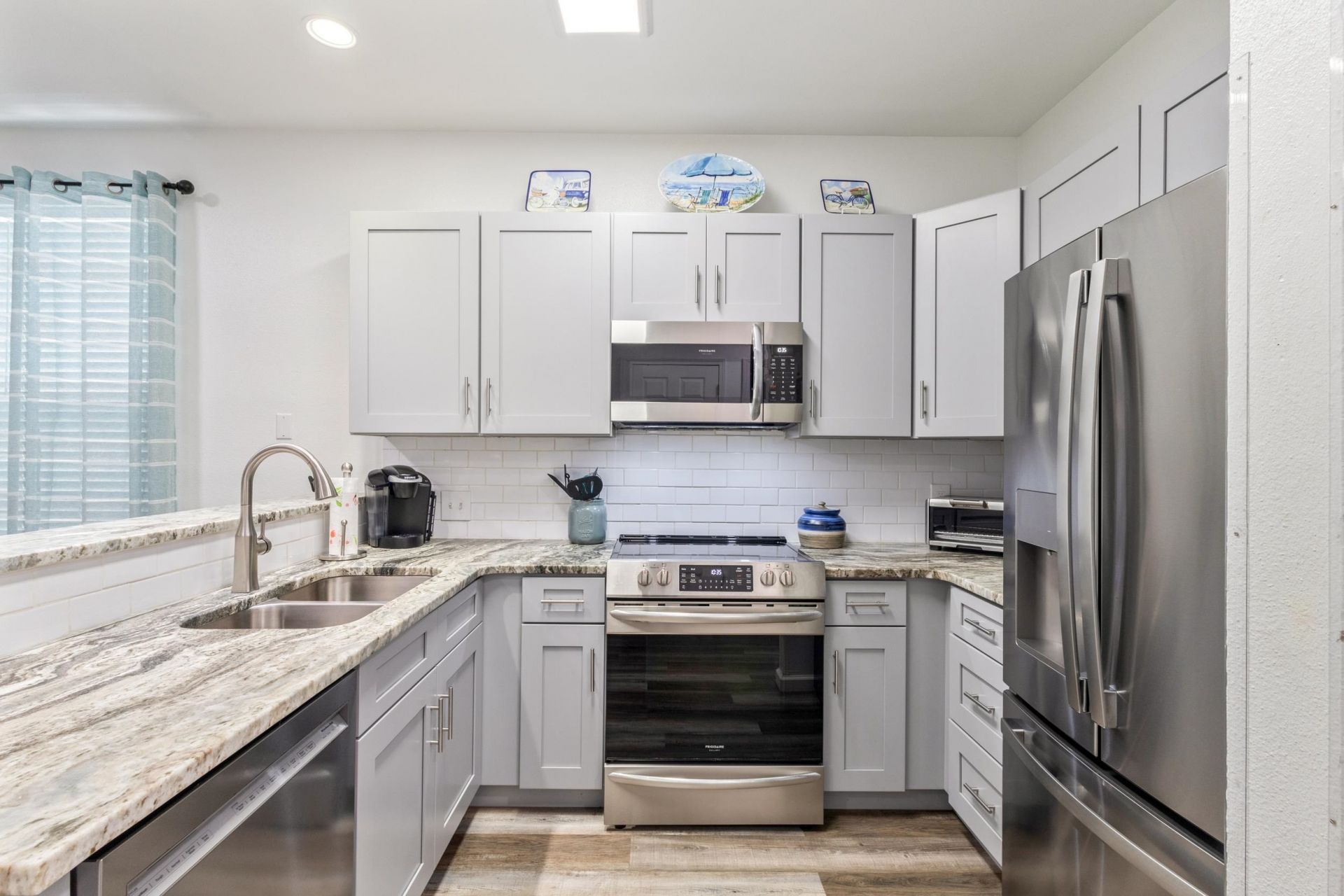 1310 River Oaks Dr.  Photo 4