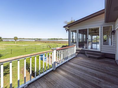 923 River Road, Johns Island, SC 29455