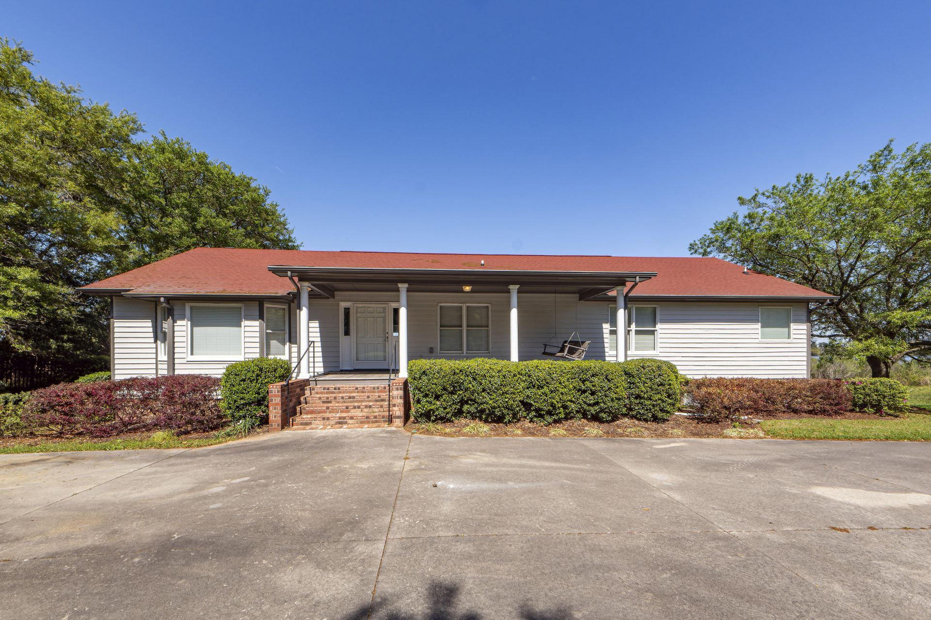 923 River Road Photo 10