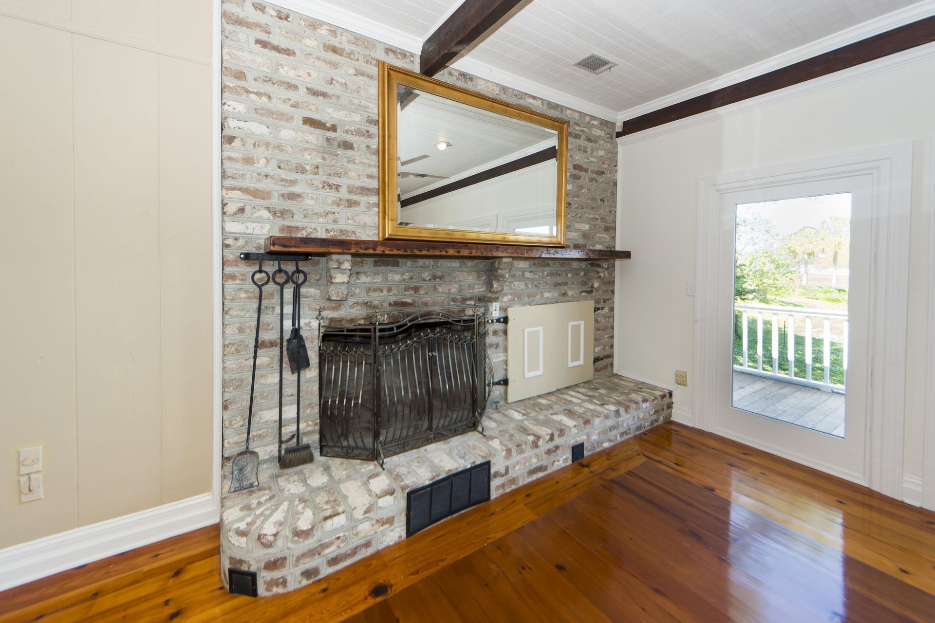 923 River Road Photo 18