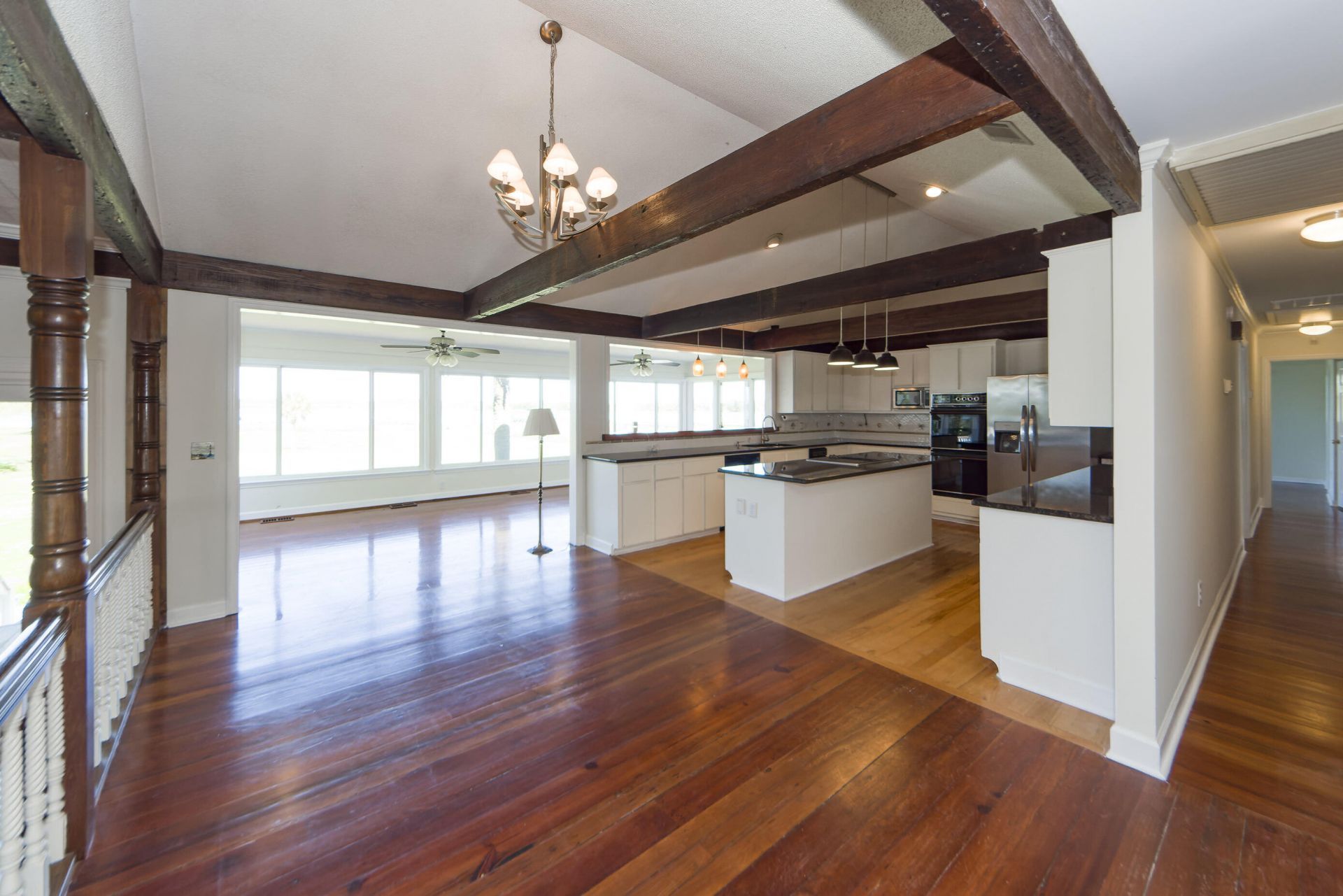 923 River Road Photo 21