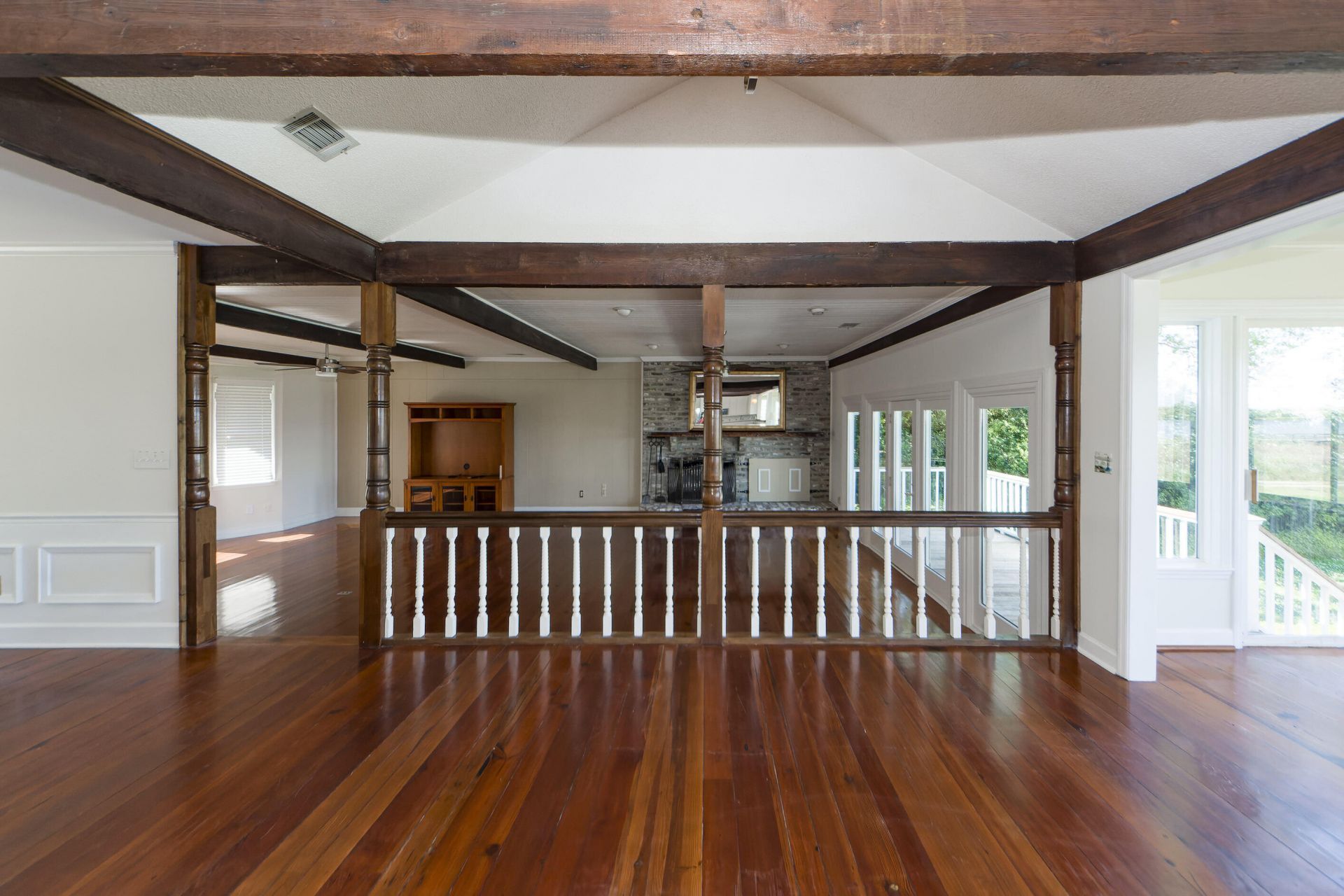 923 River Road Photo 22