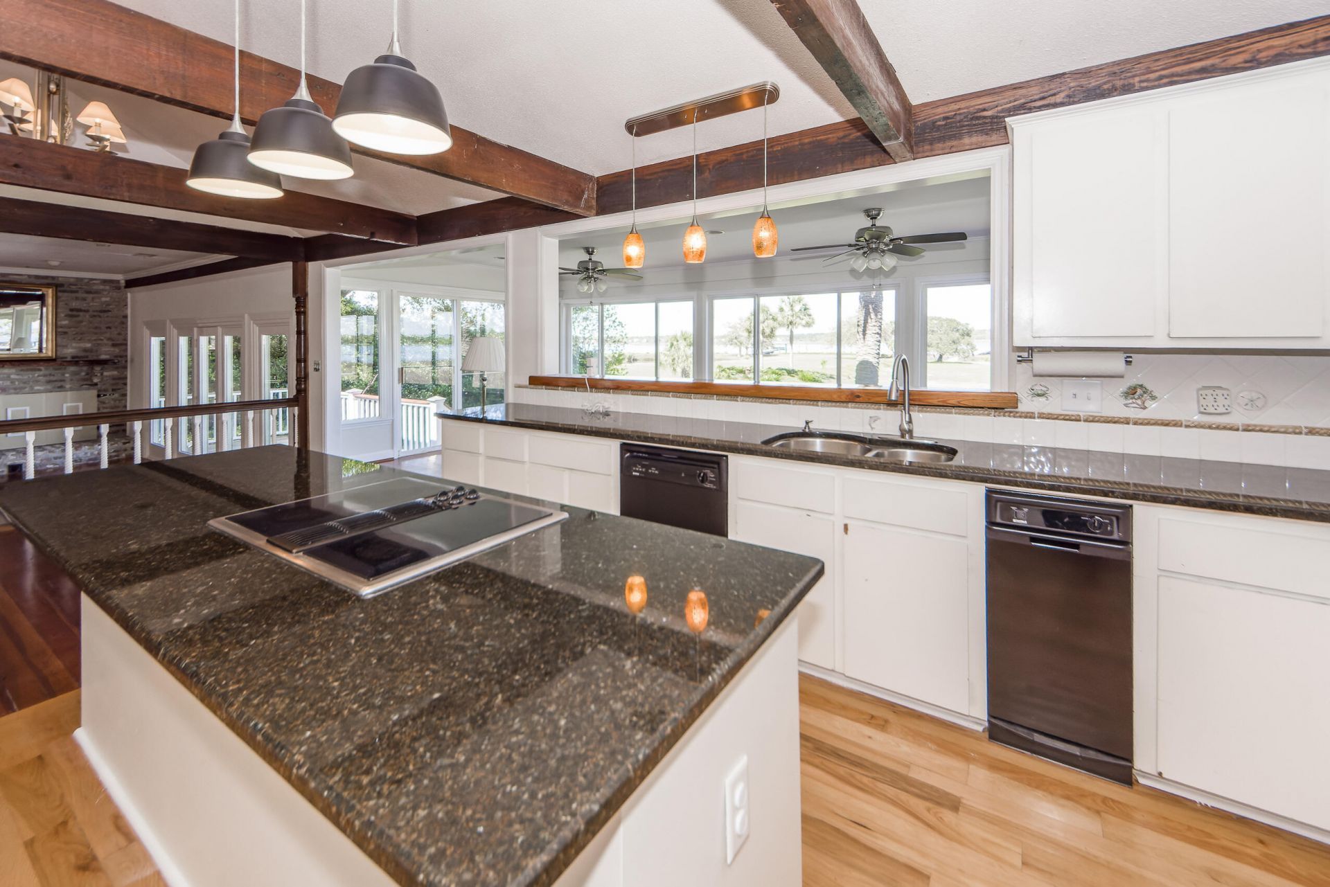 923 River Road Photo 27