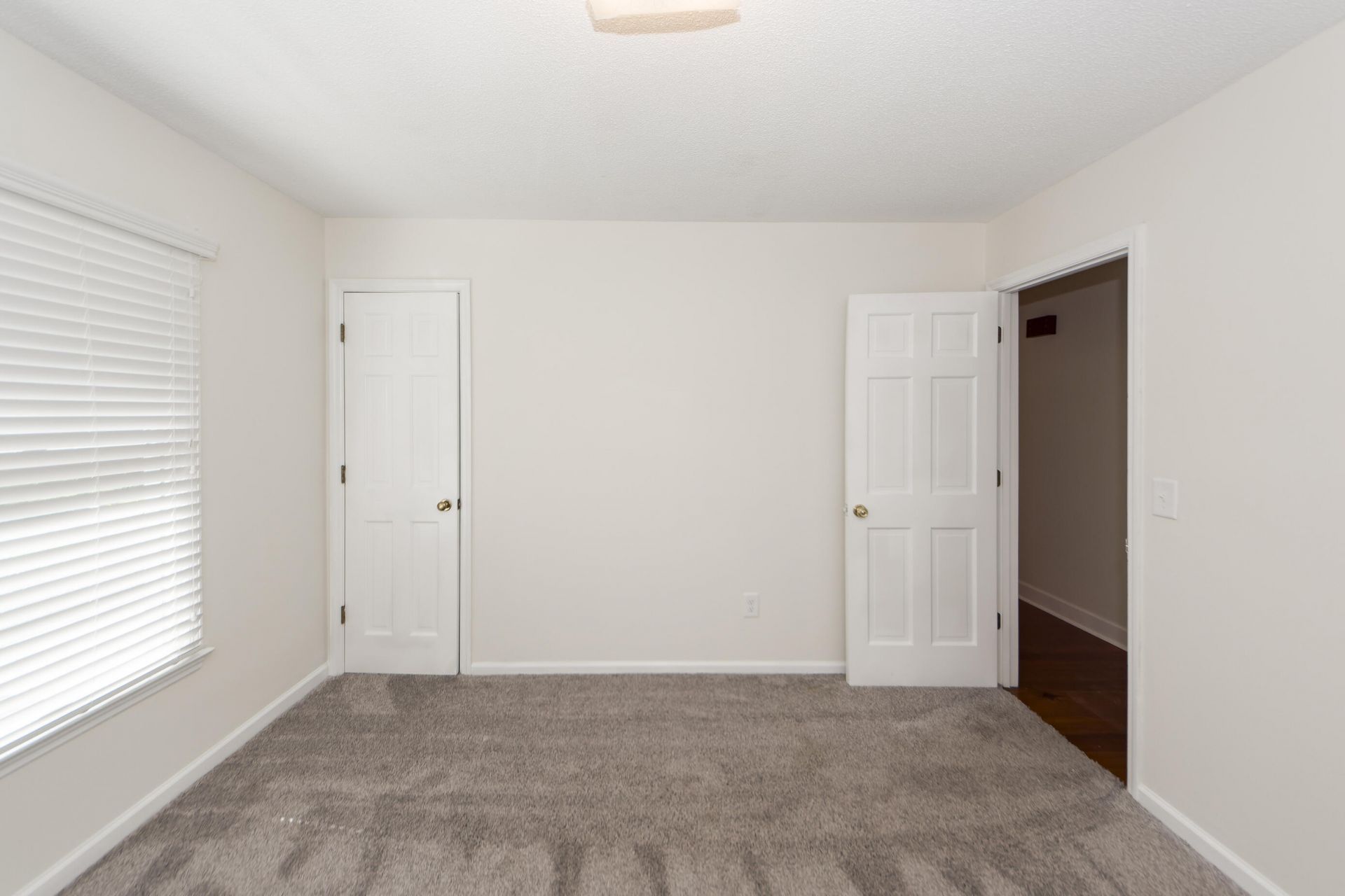 923 River Road Photo 44