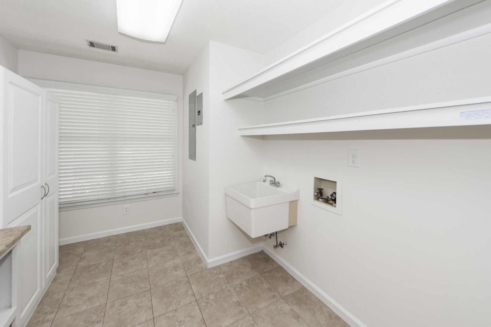 923 River Road Photo 52