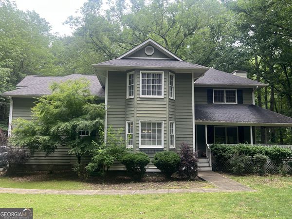 105 Flat Creek Court, Fayetteville, GA 30214