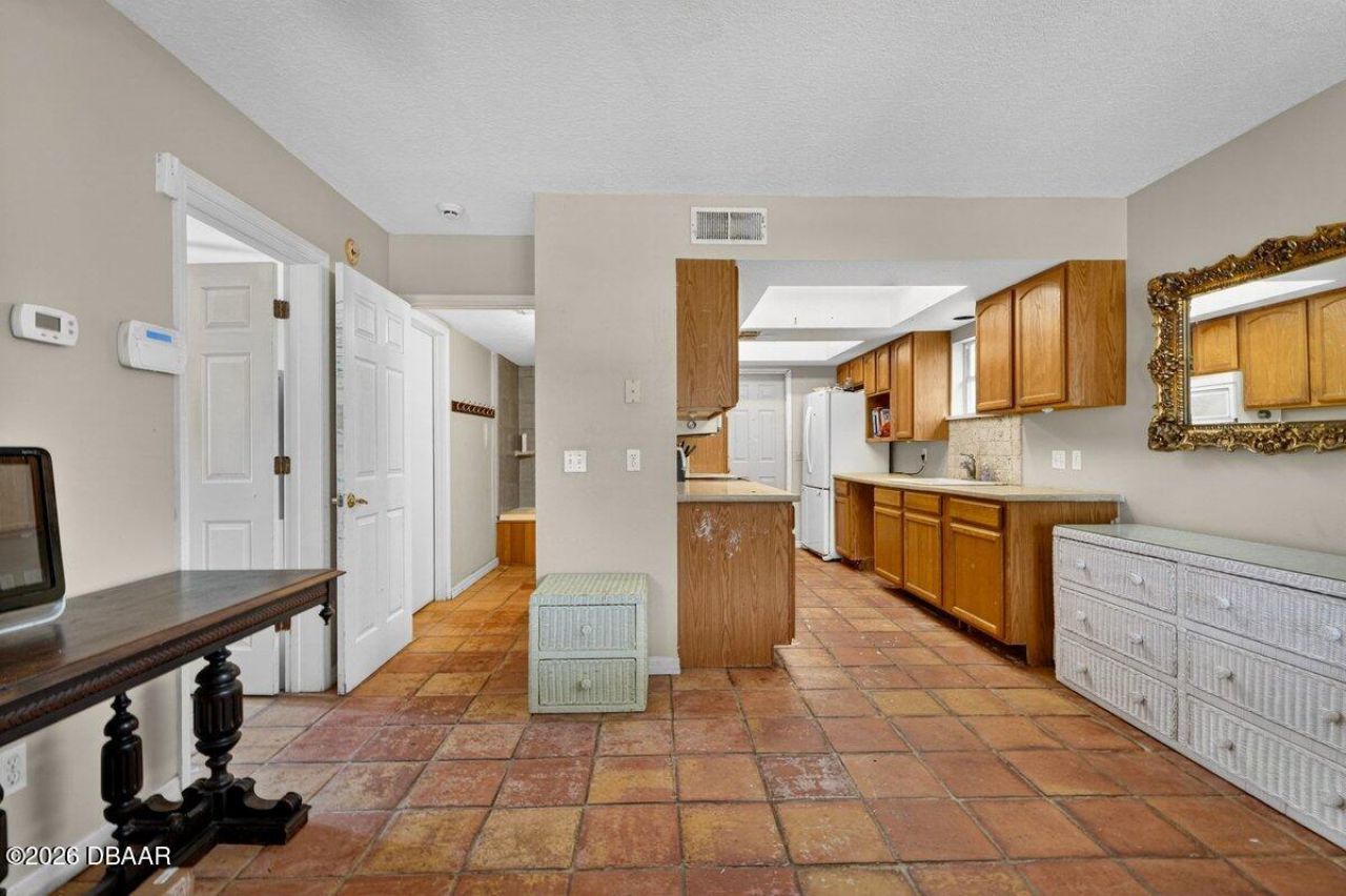 124 Randle Avenue, Oak Hill, FL 32759 Photo
