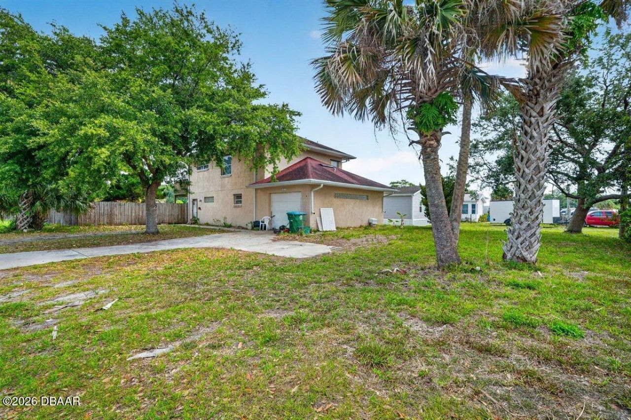124 Randle Avenue, Oak Hill, FL 32759 Photo