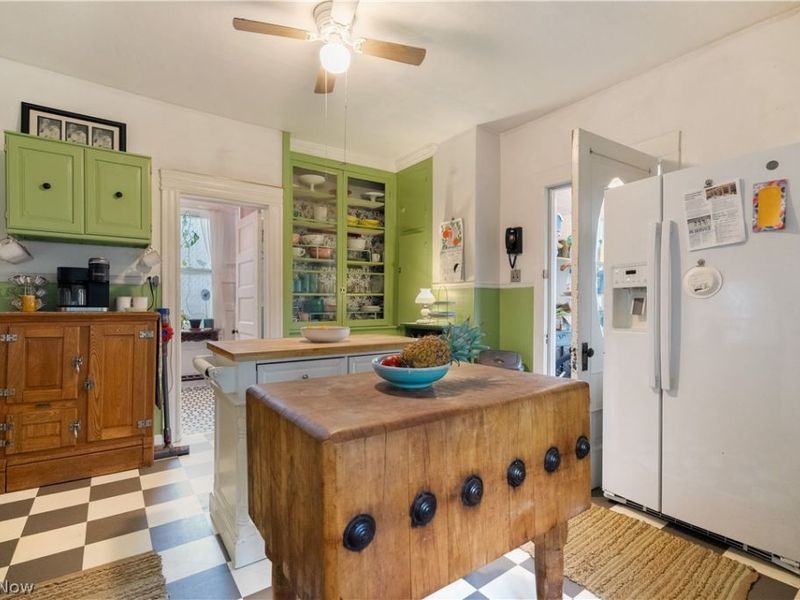 3287 W 17th Street , Cleveland, OH 44109 Photo 10