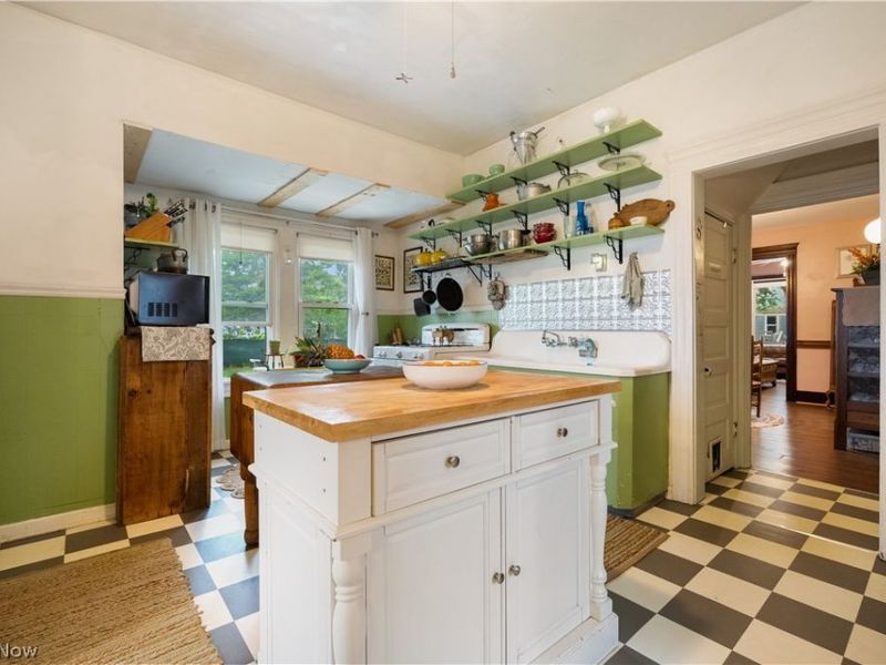 3287 W 17th Street , Cleveland, OH 44109 Photo 11