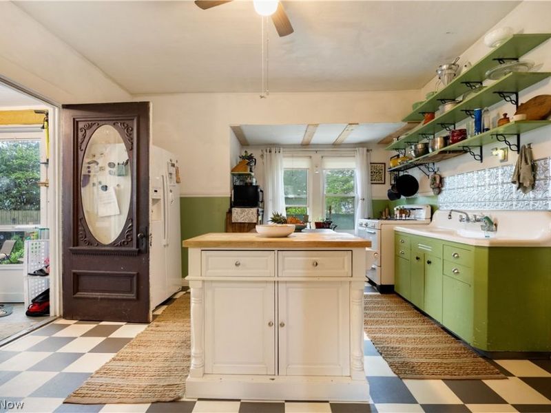 3287 W 17th Street , Cleveland, OH 44109 Photo 12