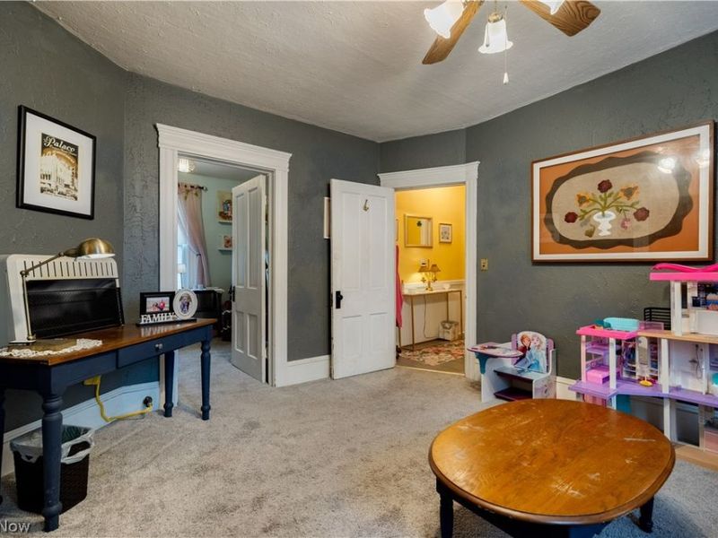 3287 W 17th Street , Cleveland, OH 44109 Photo 16