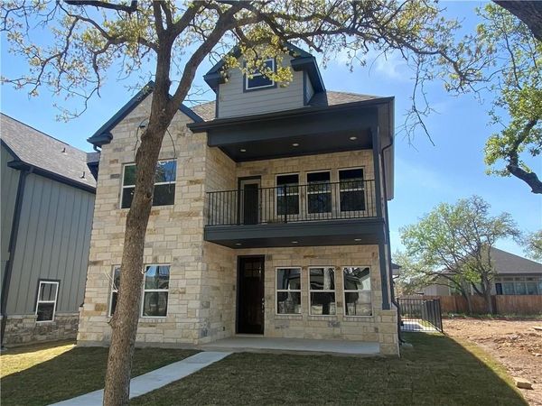 1301 Low Branch LN, Unit 16, Leander, TX 78641
