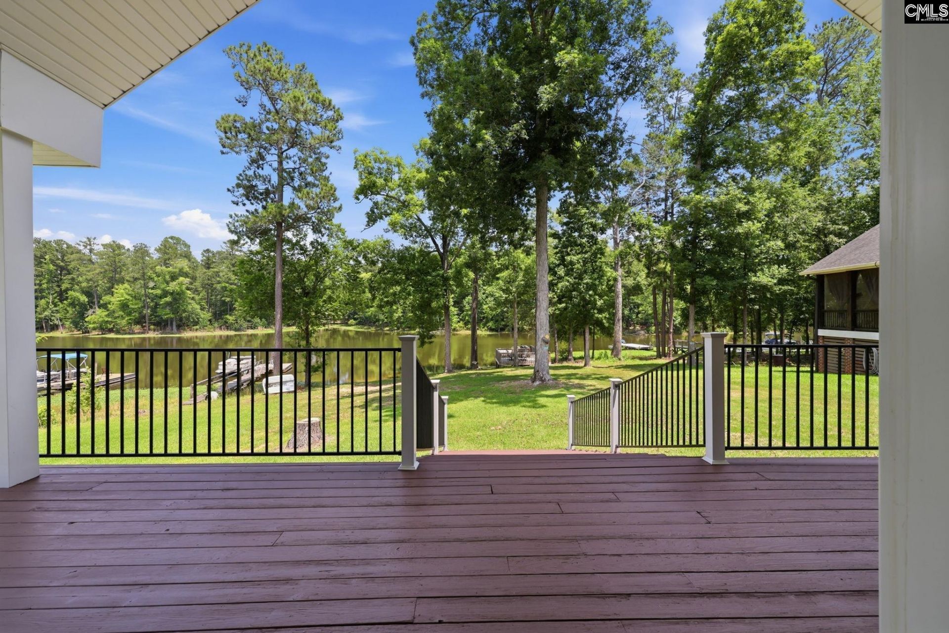 347 Bedford Way Photo 10