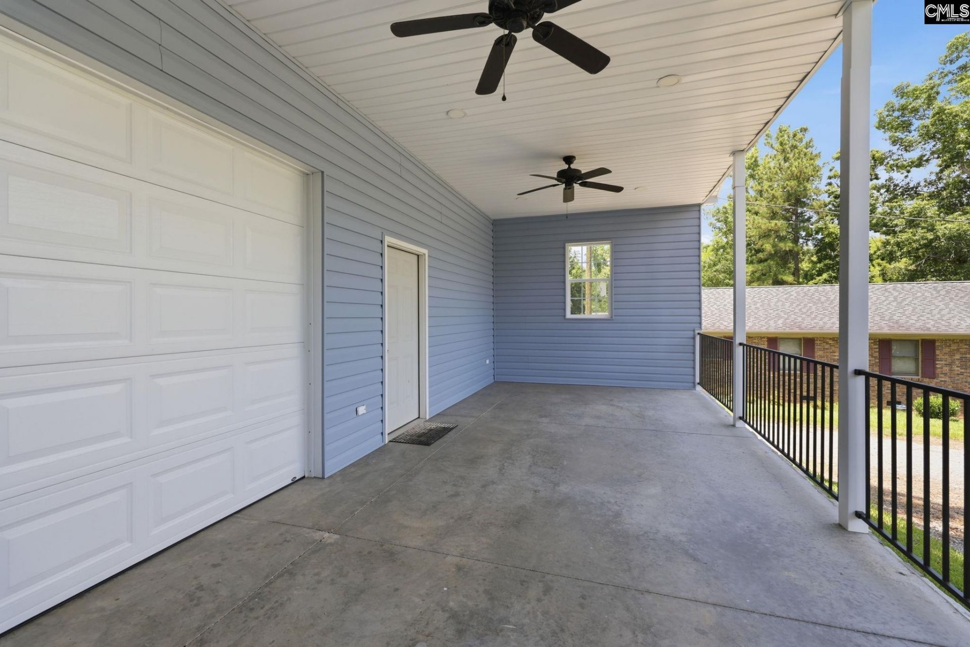 347 Bedford Way Photo 32