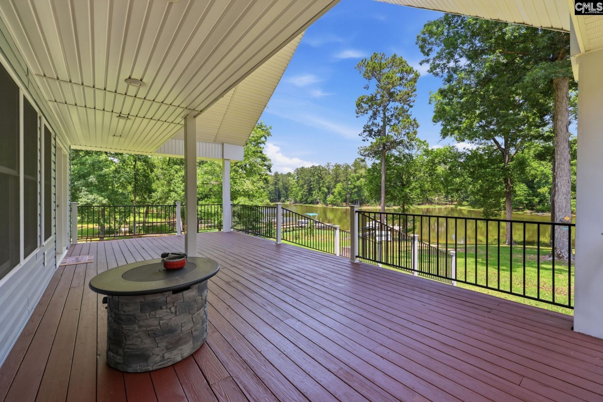 347 Bedford Way Photo 8