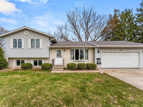 113 W SUMMIT, Wilton, IA 52778