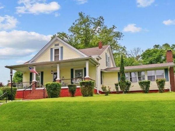 225 W Church Street , Cartersville, GA 30120