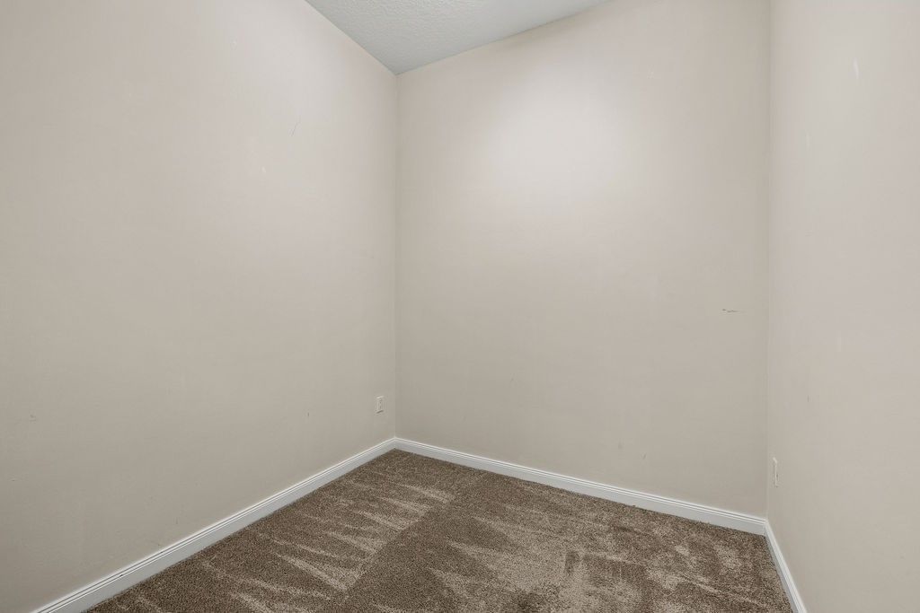 17 Harbour Isle Drive W, Unit 103, Fort Pierce, FL 34949 Photo
