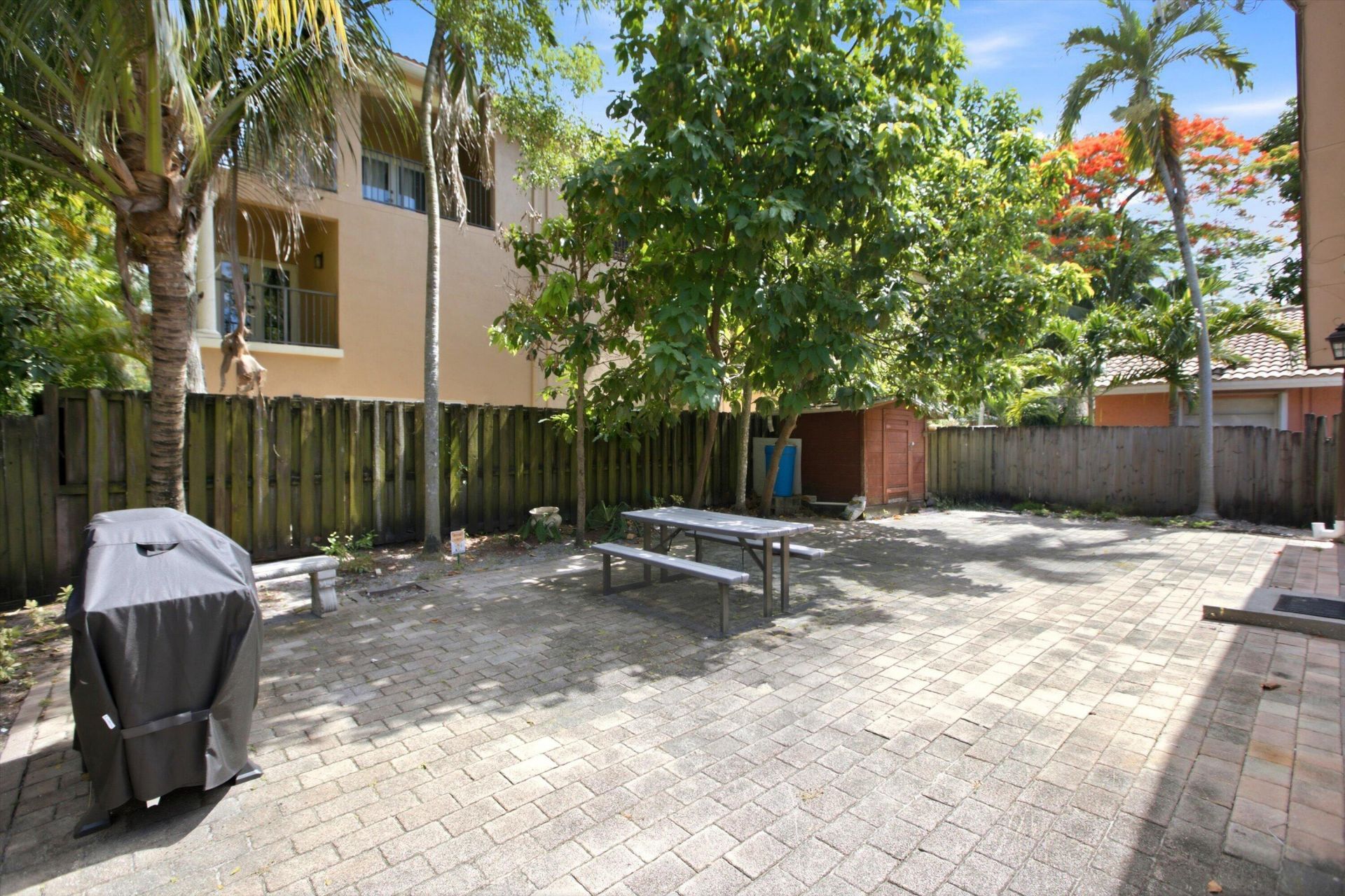 1786 SW 22nd Street, Unit 1, Fort Lauderdale, FL 33315 Photo