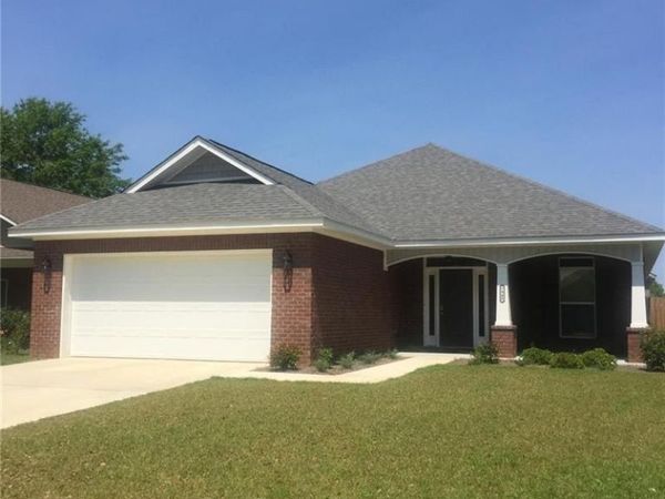 7942 Park Place Drive S, Mobile, AL 36608